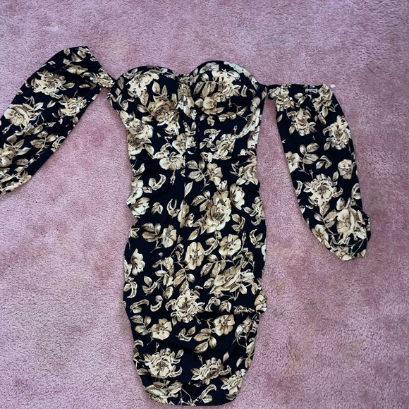 NEW- Black Floral Print 
OFF SHOULDER 
SEXY CORSET DRESS - Picture 1 of 12